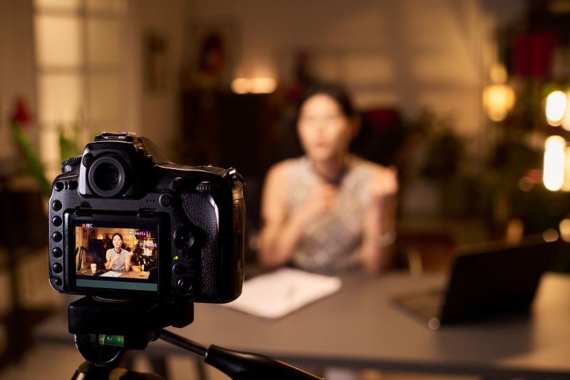 Filming Lifestyle Vlog With Professional Camera Setup