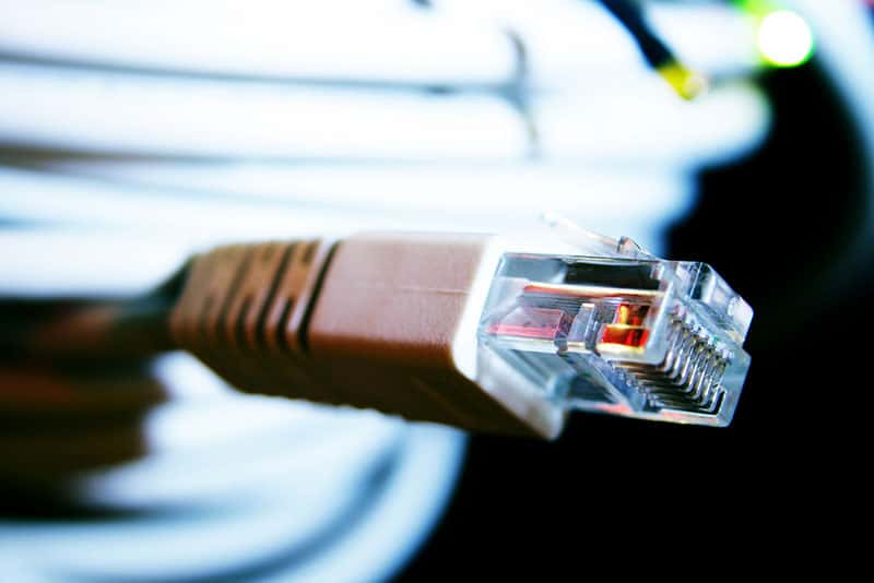 4 Benefits of Superfast Broadband for Your Business - network cable