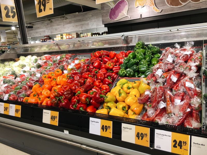 Photo of vegetables in grocery store