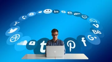 Socia media manager online - content management