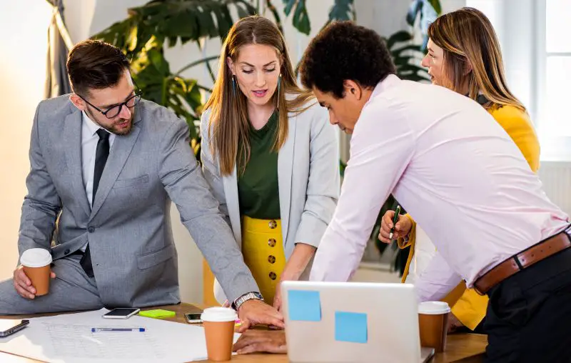Top Strategies for Effective Change Management - man with lightbulb ideas