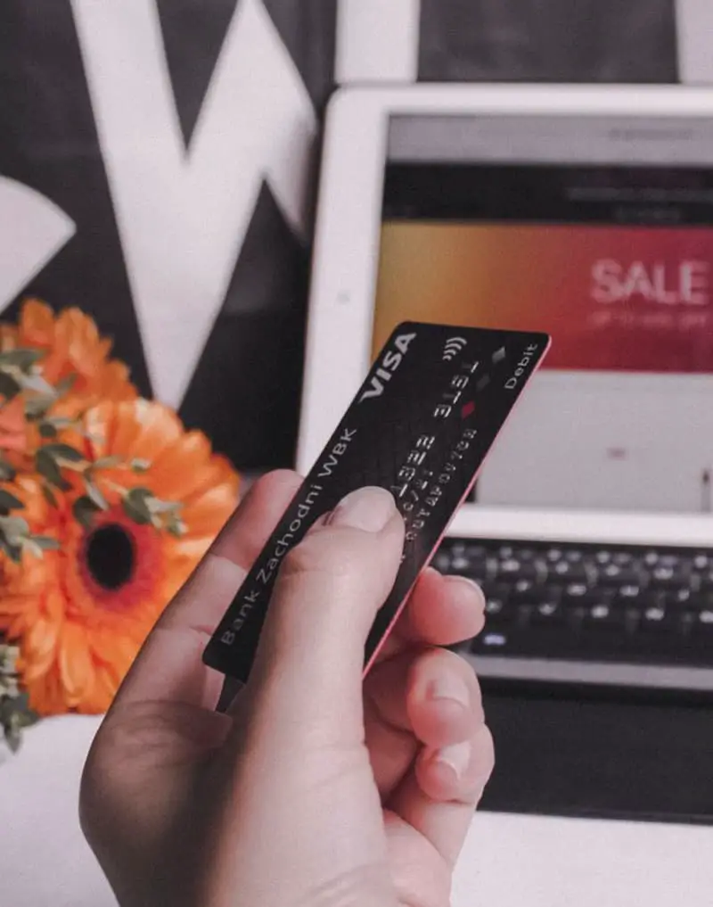 How Your Credit Score is Influenced by Freezing Your Credit Card