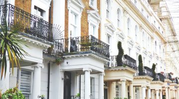White architectural baroque building – townhouse property