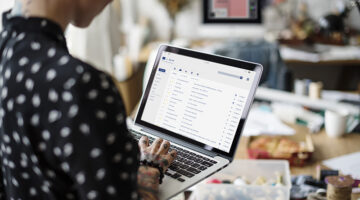 Email inbox message list online interface