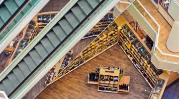 retail shopping mall