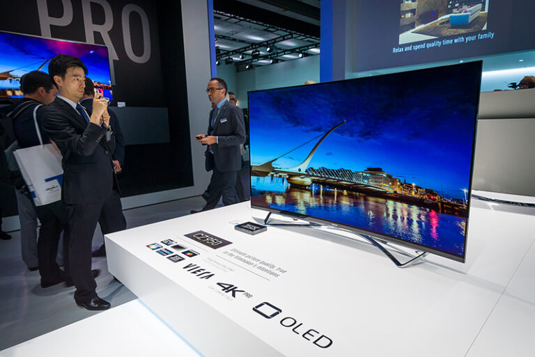 8 Unique Bonkers LG Oled Concepts At CES 2022 - Business Partner Magazine