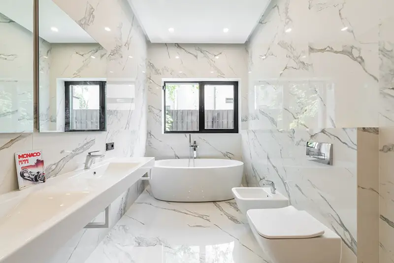 White ceramic wall bathroom interior