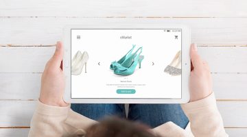 Woman holding tablet and use ecommerce app