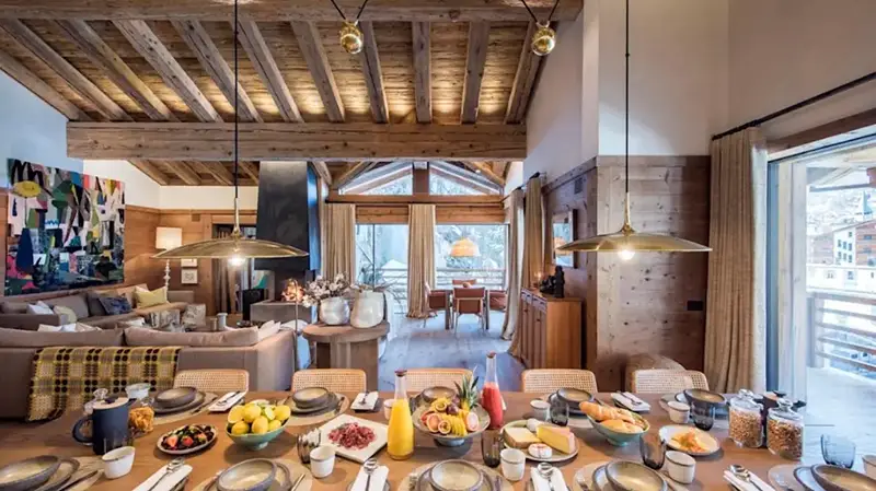 farm house style dining table
