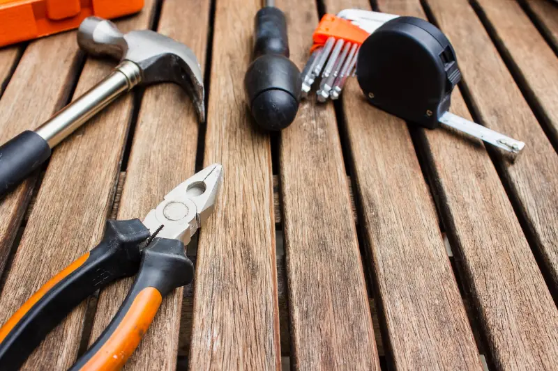 Carpentry tools