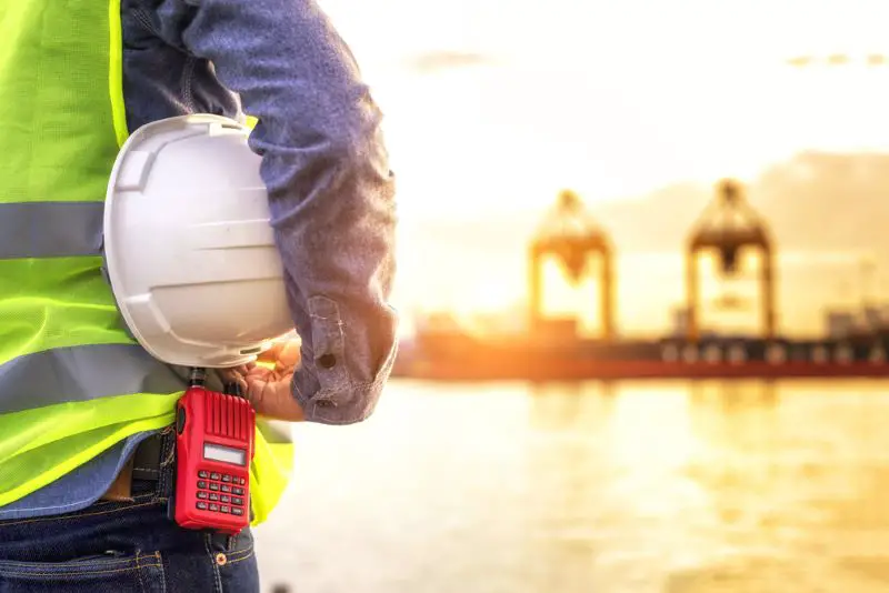 Foreman engineer control shipping cargo import and export port