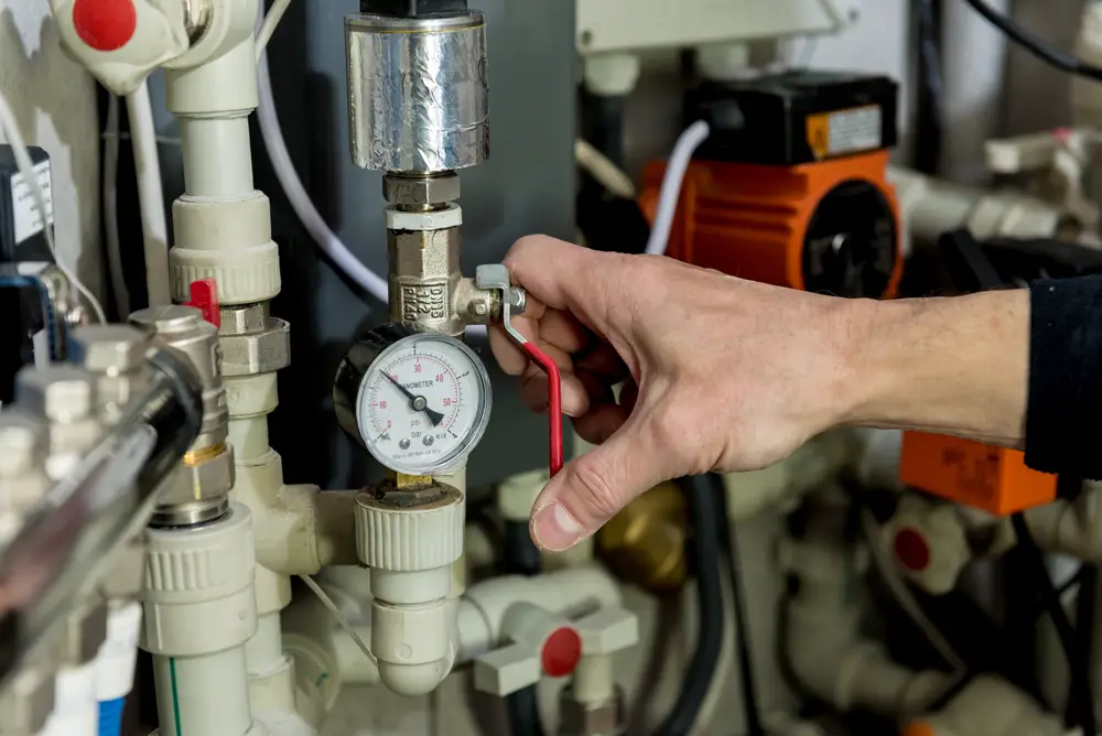 Automatic control unit. Engineering systems for home.
