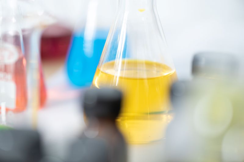 Laboratory equipment, Laboratory glassware for chemical laboratories