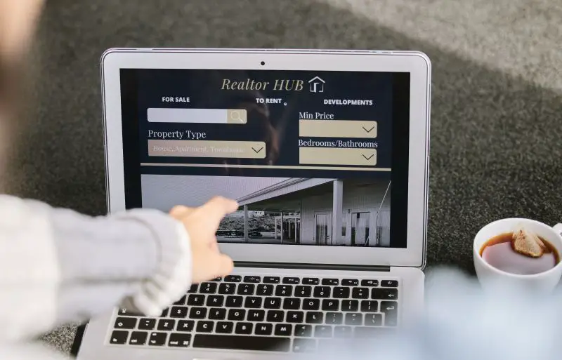 Real Estate Brokers website