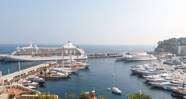 Monte Carlo, Monaco - September 20, 2008: View On Port Hercules With Luxurious Yachts And A Cruise