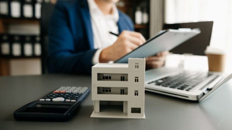 Real Estate Business Planning in the Office