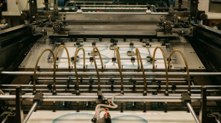 speed commercial printing equipment in production